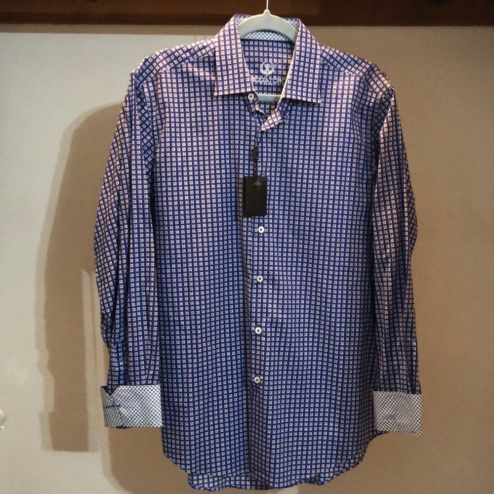 Bugatchi - Men’s dress shirt/ Classic fit/ medium